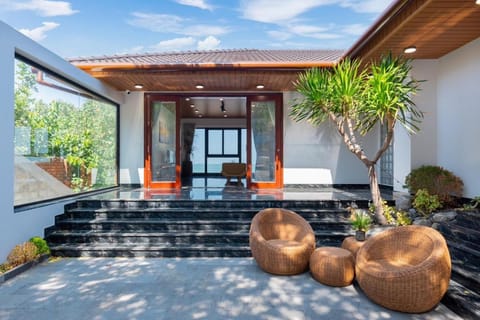 Palm 45 - Luxury villa by the sea - 3 bedrooms Villa in Vung Tau