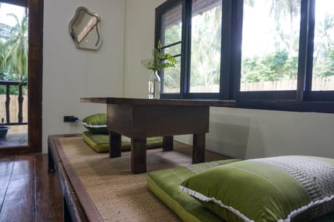 Island Bungalow 15min Walk To Hin Kong Beach House in Ko Pha-ngan Sub-district