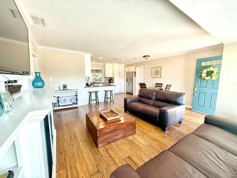 The Cozy Ranch Retreat House in Lemon Grove