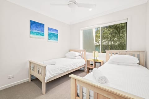 Horizons Unit 1, 99 Ocean View Drive House in Terrigal