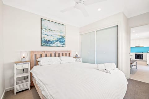 Horizons Unit 1, 99 Ocean View Drive House in Terrigal