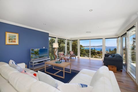 Ocean Breeze - 41 Kurrawyba Avenue Casa in Terrigal