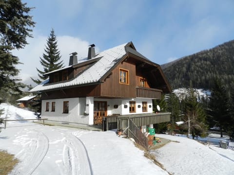 Property building, Winter