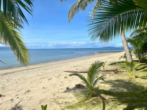 4 Bedroom viktorpoelen at myyah oo com Villa Poelen House in Central Division, Fiji