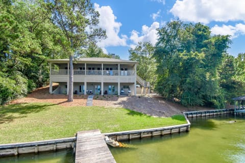 Southern Comfort House in Lake Martin