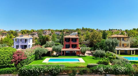 Property building, Garden, Garden view, Swimming pool