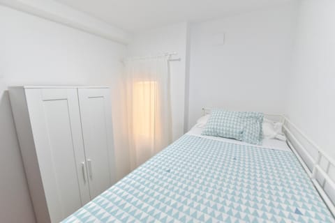 Apartamentos Económicos | 10 minutos Sevilla | BA Apartment in Sierra Norte de Sevilla