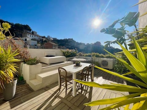 Le Loft de Mel à l'Estaque - atypique & vue mer Apartment in Marseille