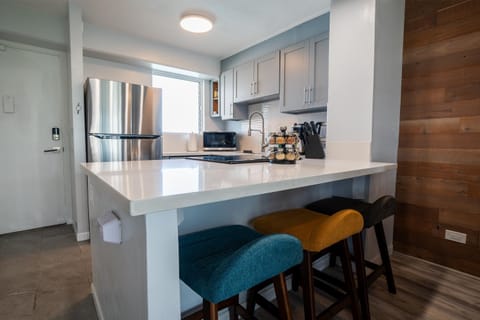 Dining area, kitchen