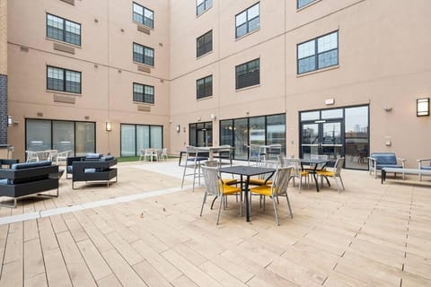 Supreme 2 Bedroom Condo in Prime Jersey City Apartment in Kearny