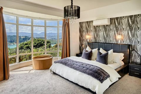 Wellington Luxury Escape Villa in Wellington