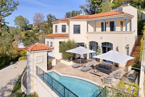 Balcony/Terrace, Swimming pool