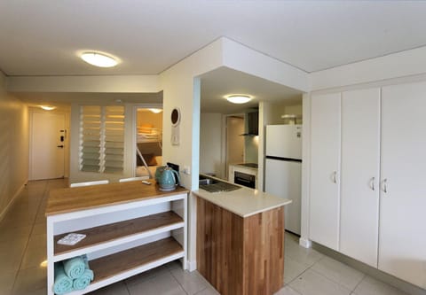 Platinum Apartments - Unit 2 Apartment in Bargara