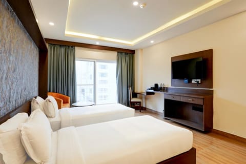 Bed, TV and multimedia, Kitchen or kitchenette, Photo of the whole room, Bedroom, minibar