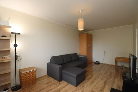 Song Festival apartment 5-10 minutes from airport, bus station, festival area Apartment in Tallinn