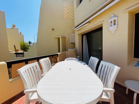 Patio, View (from property/room), Balcony/Terrace, Seating area, Dining area