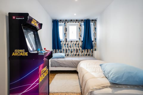 Game Room, Bedroom