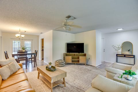 5 Mi to Dtwn Family-Friendly Sarasota Home House in Sarasota