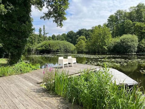 Seehaus mit Kamin und Hot Tub Apartment in Krefeld