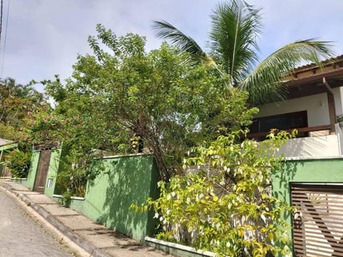 CASA DE PRAIA JUQUEHY COM PISCINA - perto da praia House in São Sebastião