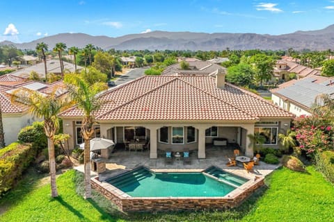 Home - 45 Vista Encantada, Rancho Mirage House in Rancho Mirage