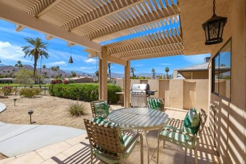 Home - 77305 Indiana Ave, Palm Desert House in Indian Wells