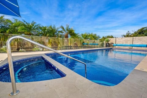 Unit 9 - Avoca Palms Resort Apartamento in Cape Three Points Road