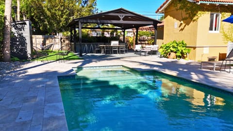 Patio, Pool view, Swimming pool, sunbed