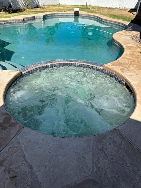 Mesa 4BR Home big Diving Pool & Jacuzzi House in Dobson Ranch