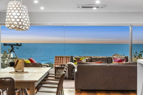 Living room, Seating area, Dining area, Sea view