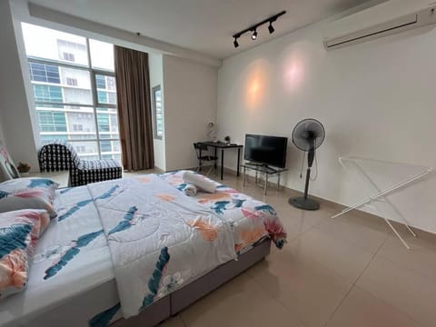 #27 Studio First Subang Mall SS15 Courtyard--2mins to SS15 LRT !2-3 PAX! Apartment in Subang Jaya