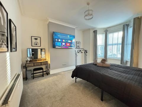 Park Apartment, close to Tynemouth Apartment in North Shields