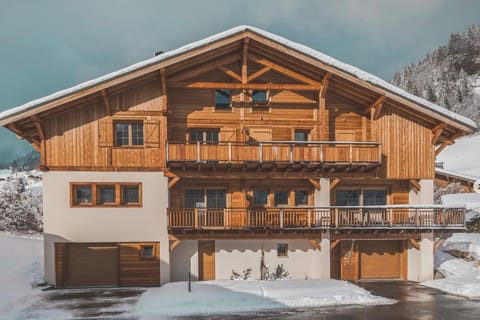 Le Chalet des Belles - A brand new half-chalet perfect for a family break Chalet in Megève