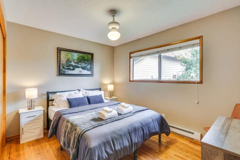 Pet-Friendly Gem with Ping-Pong Table in Oregon! Maison in Forest Grove