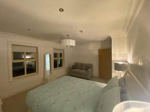 Cloud Nine With Private HotTub - The Last Resort House in Northern Ireland