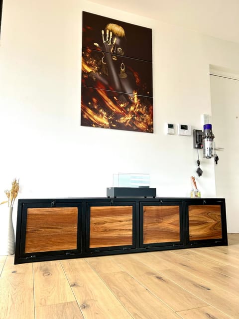 La belle vie Apartment in Aubervilliers