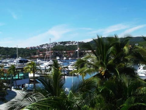 Luxury Condo Mareia Ixtapa 101 Apartment in Ixtapa Zihuatanejo