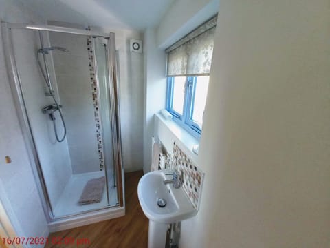 Shower, Property building