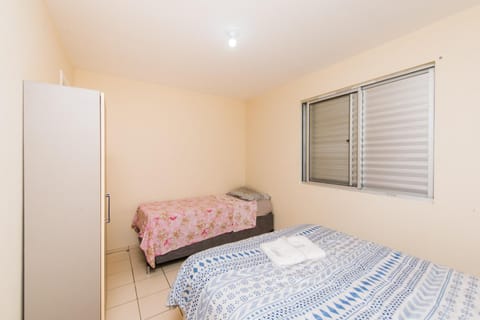 Apartamento completo ao lado da Arena Opus Apartment in São José