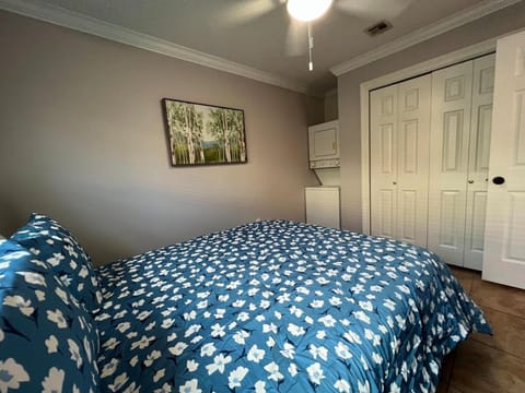 Cute 2 bedroom near LSU Apartment in Baton Rouge