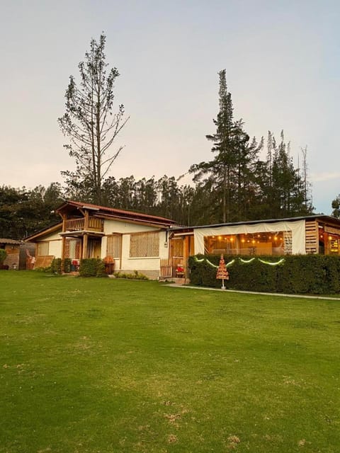 Quinta ALICIA GUADALUPE House in Quito