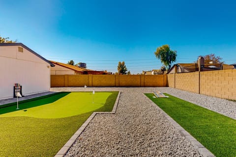 Glorious Glendale Getaway House in Glendale