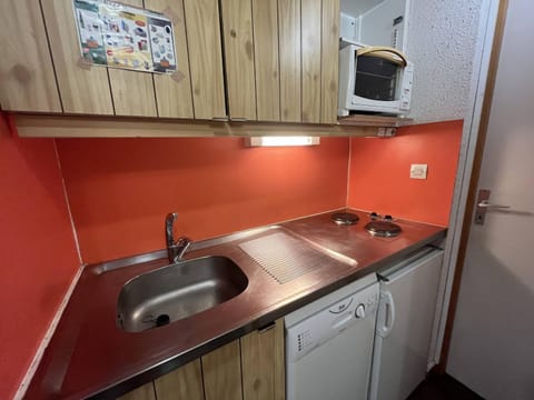 2 pièces en station centrale, 6 pers, accès piste direct, chien admis - FR-1-351-253 Apartment in Mâcot-la-Plagne