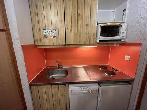 2 pièces en station centrale, 6 pers, accès piste direct, chien admis - FR-1-351-253 Apartment in Mâcot-la-Plagne