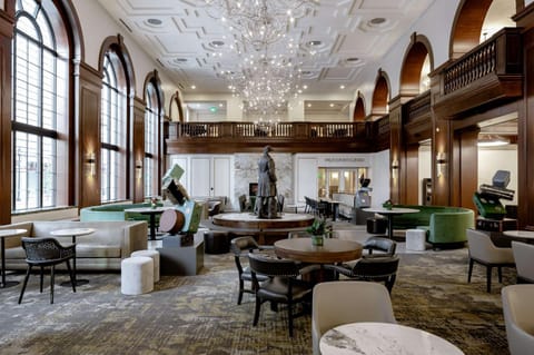 Hotel Fort Des Moines, Curio Collection By Hilton Hotel in Des Moines