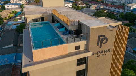 Property building, Pool view, Swimming pool