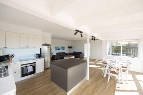 Ocean View Cottage - Anglesea House in Anglesea