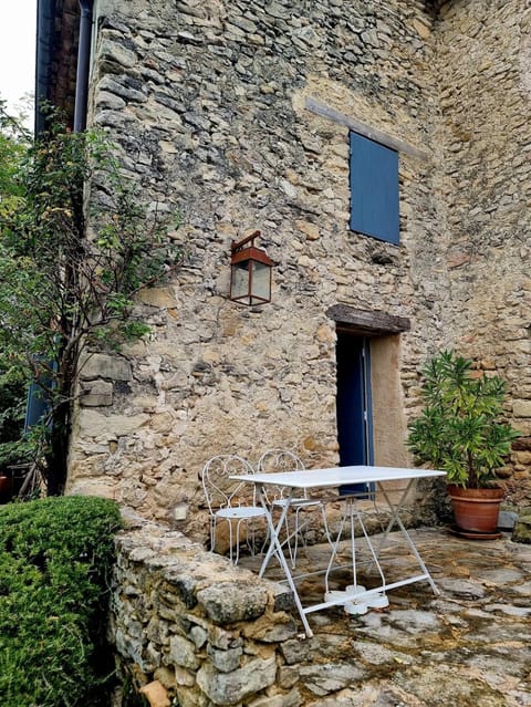 La Maison de Piolon Bed and Breakfast in Malaucène