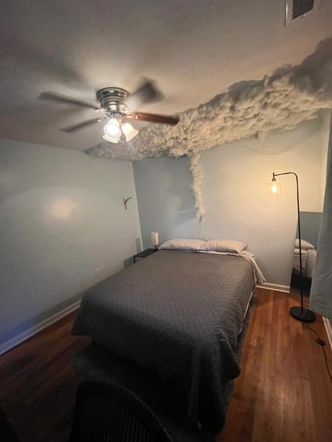 Bed, Bedroom