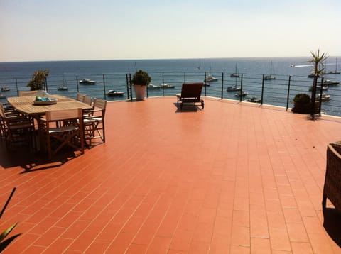 Hotel Palace Vista Mare Gallipoli Bed and Breakfast in Gallipoli